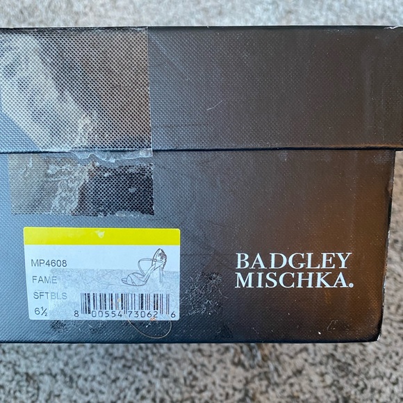 Badgley Mischka Heels 6.5 - Picture 8 of 9
